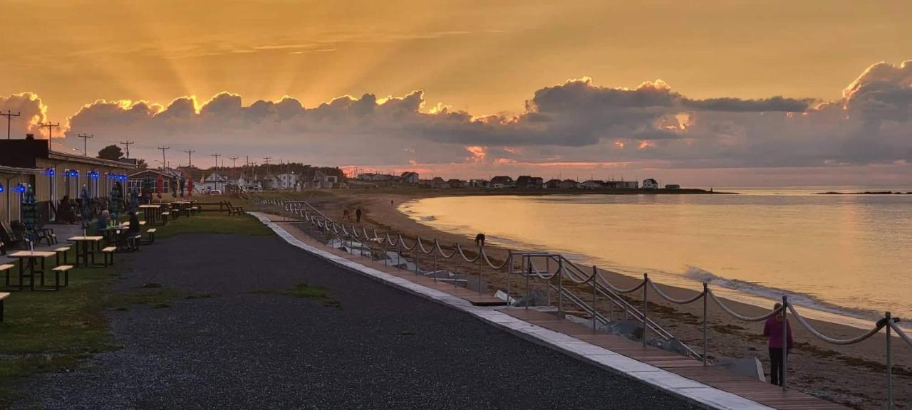 Manoir Sur Mer Sainte Anne des Monts Экстерьер фото
