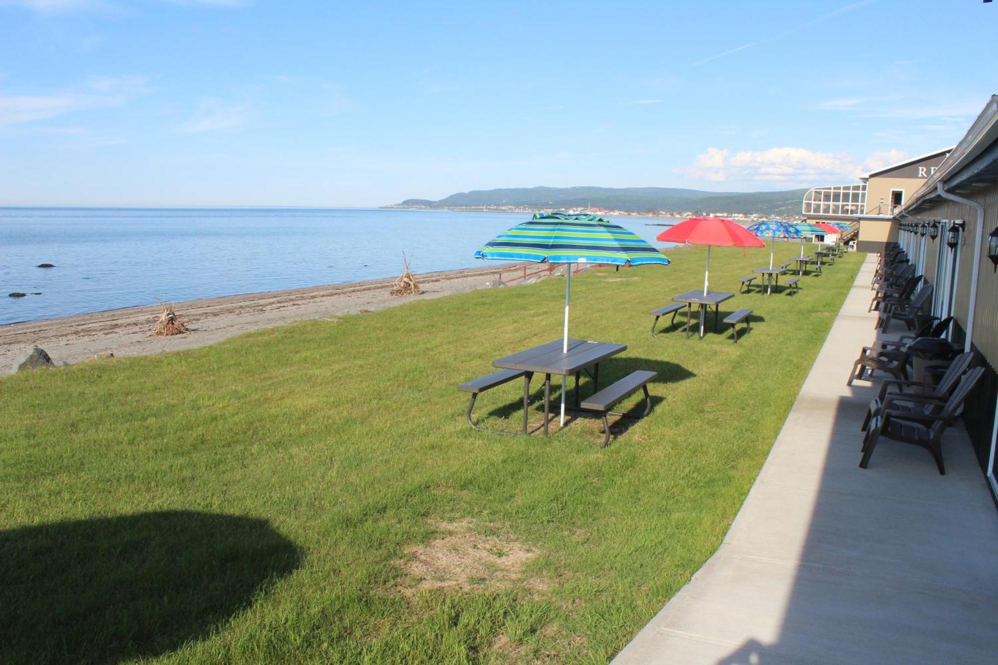 Manoir Sur Mer Sainte Anne des Monts Экстерьер фото